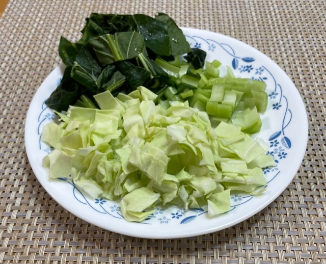 アマチャビスープの野菜（チンゲン菜、キャベツ）